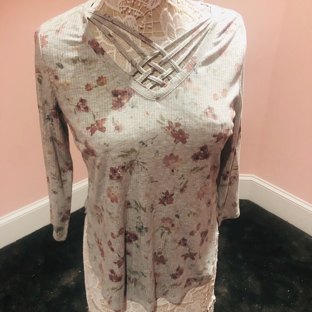 Anthropologie Cloud Chaser Top